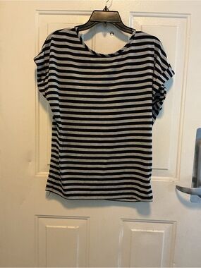 lei Black and Gray Striped Short Sleeve Tee